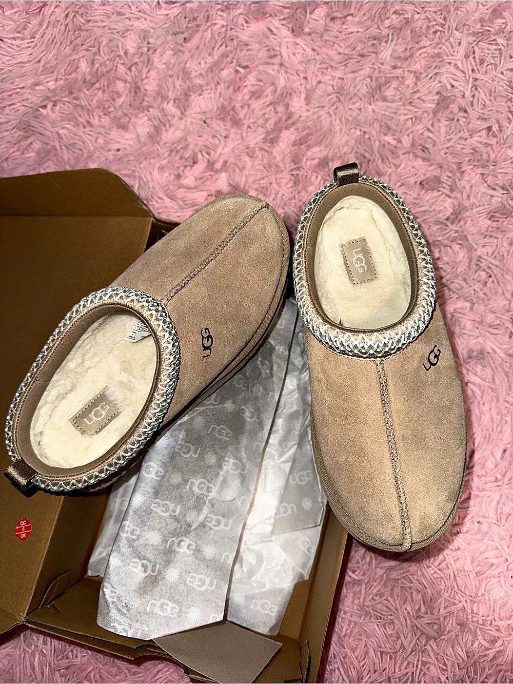 UGG Tazz Platform Slippers Brown US 4 NWT